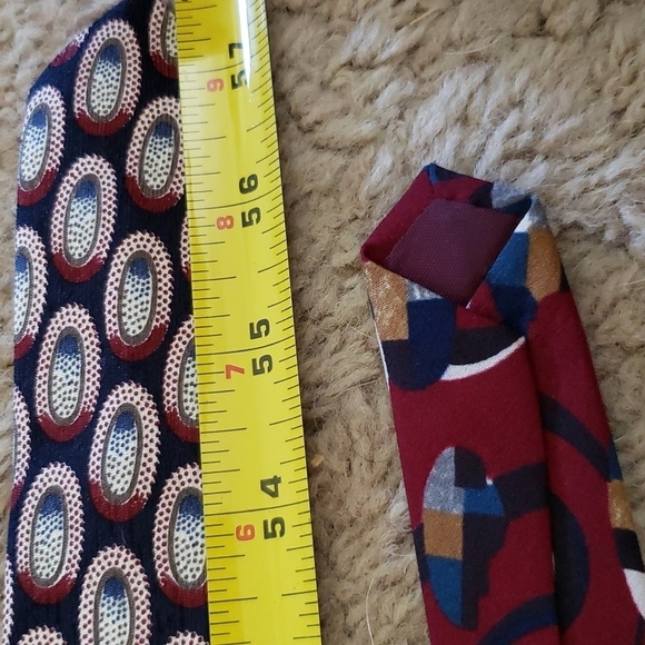 Lot of two ties, bugle boy USA tie and Bugatti Italian silk tie, career wear. - Picture 6 of 6